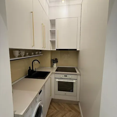 10 Βουκουρέστι